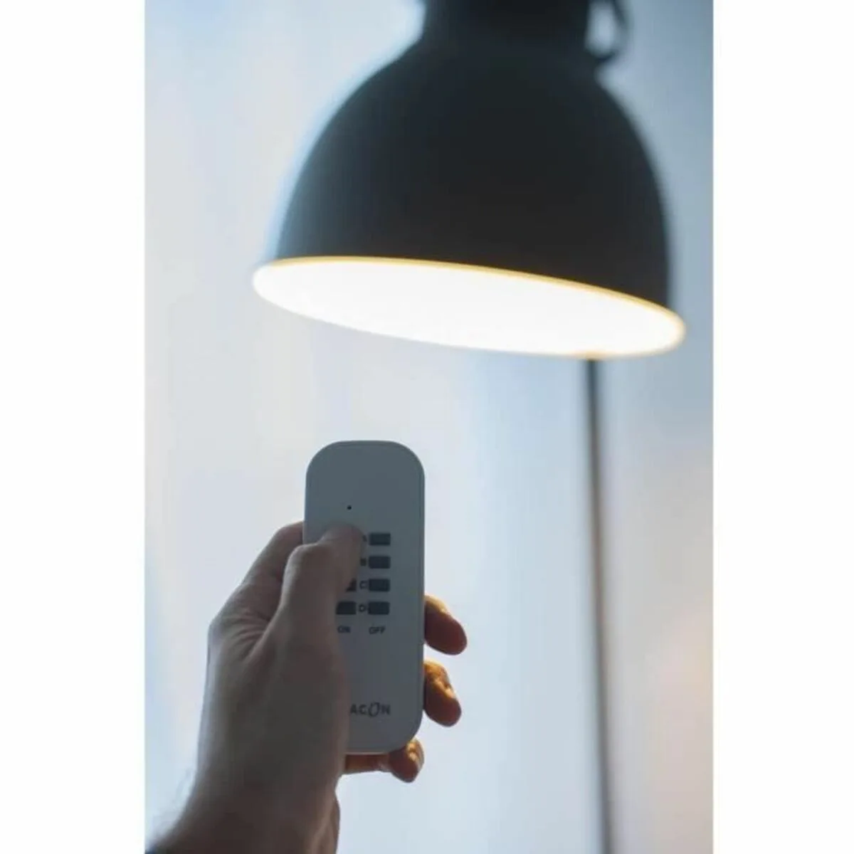 Jeu de douilles avec telecommande chacon 4 unites s716228832. Diaytar, c'est l'assurance de produits qui durent, tant dans leur construction que dans leur style intemporel.