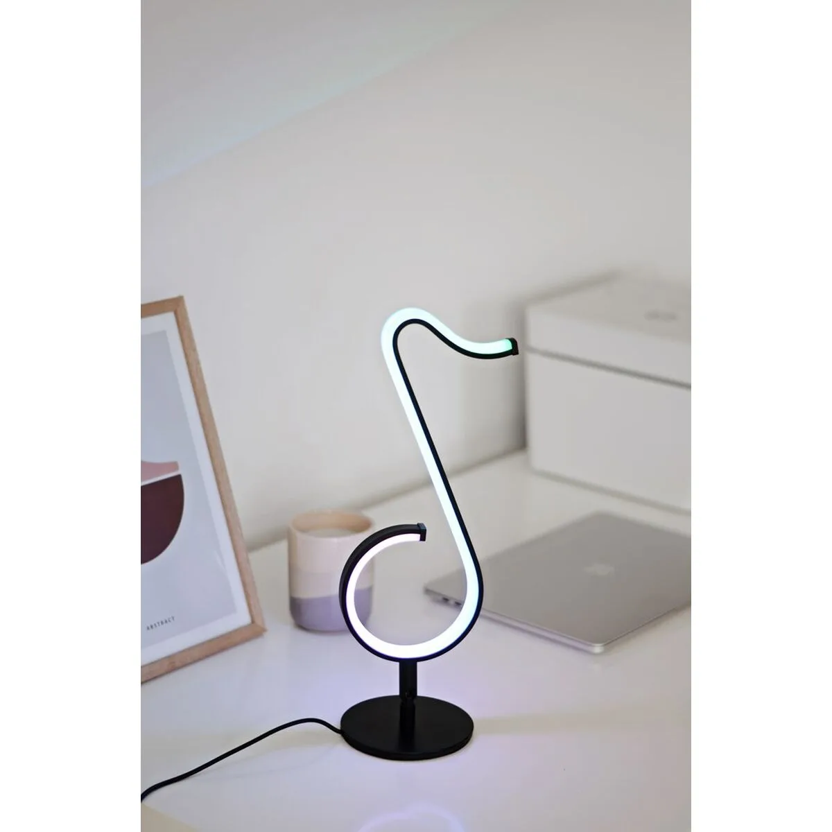 Lampe de bureau activejet aje melody rgb noir plastique 7 w 5 v s912165514. Diaytar ou l'éloge de la diversité : un catalogue riche et varié où chacun trouve son bonheur, quel que soit son style