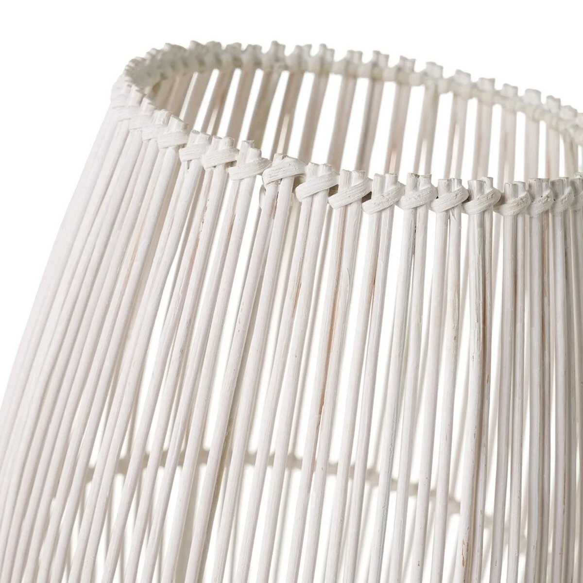 Lampe de bureau blanc metal bambou 40 w 220 240 v 17 x 17 x 29 cm s880752142. Chez Diaytar, nous ne vendons pas que des produits, nous proposons des solutions, du rêve et un peu de magie au quotidien
