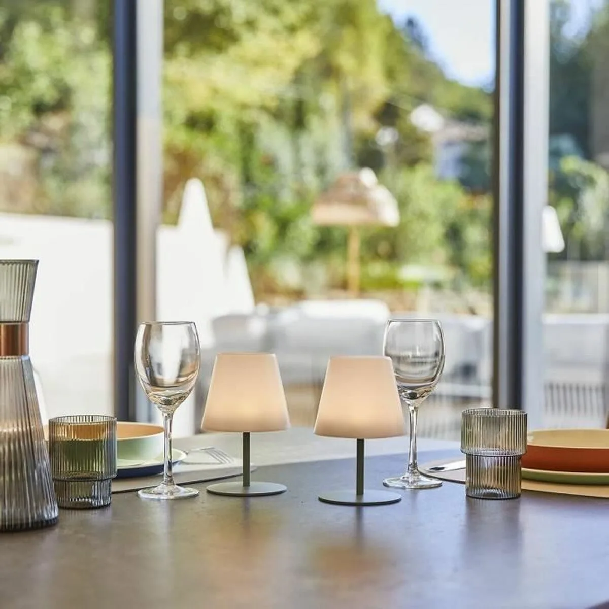 Lampe de bureau lumisky e27 vert s7100105637. L'ADN de Diaytar : un mélange éclectique et raffiné de produits qui parle aussi bien aux geeks qu'aux esthètes