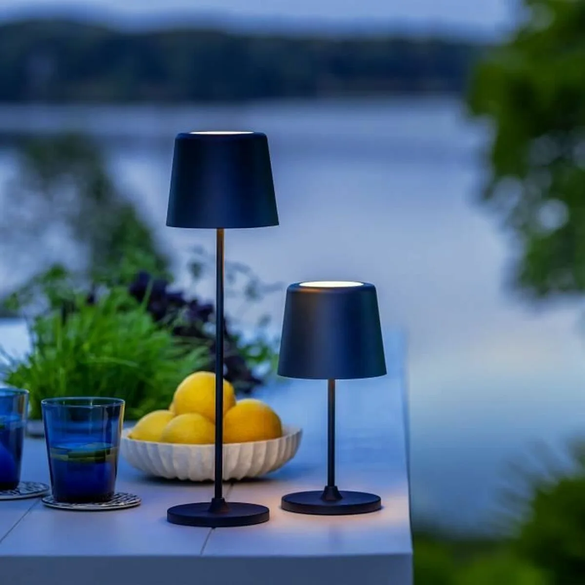 Lampe de table led brilliant kaami brilliant 2 w s7100425264. L'excellence à portée de clic avec la boutique en ligne Diaytar.