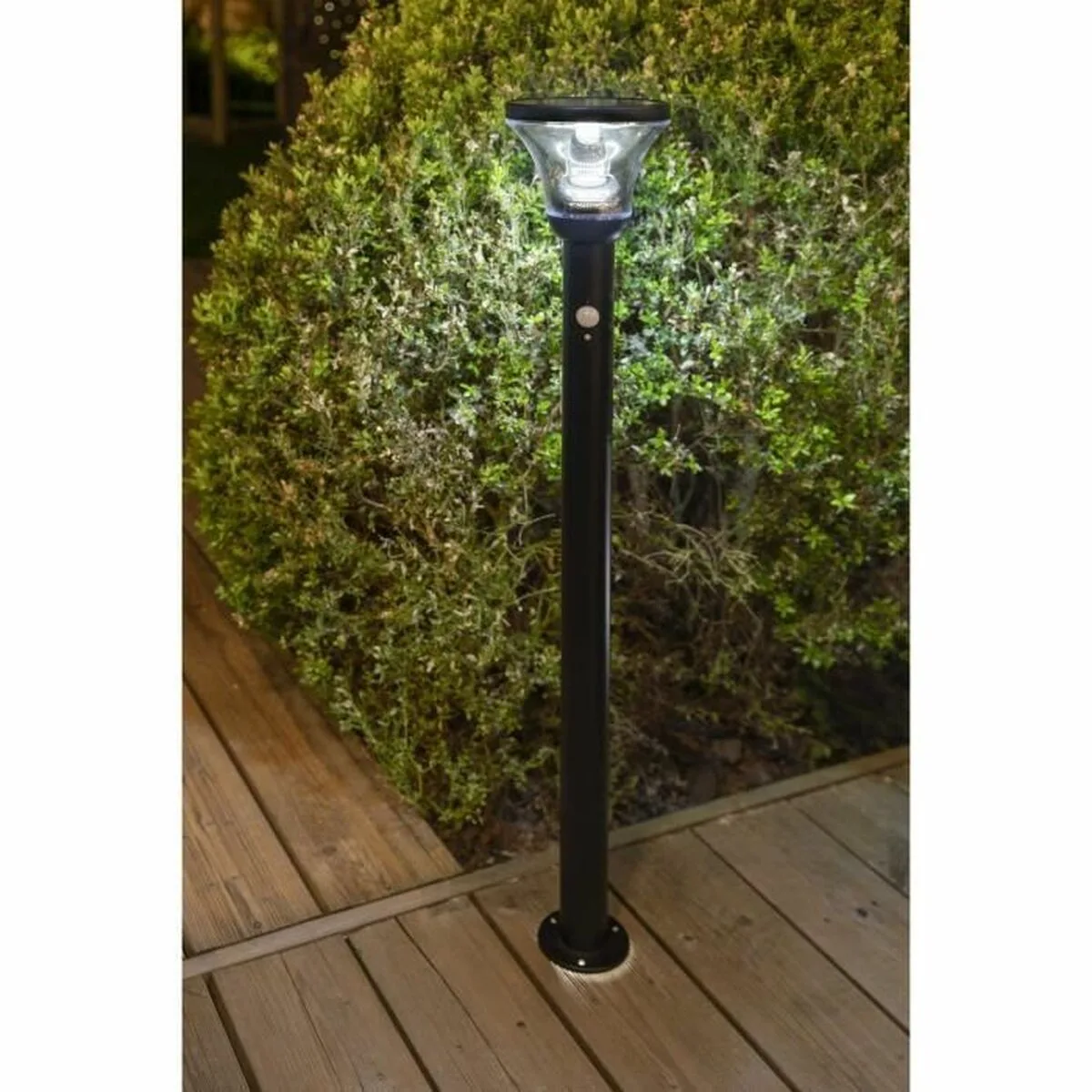 Lampe solaire galix g4595c argente 1000 lm s7101352320. Notre équipe Diaytar est une bande de dénicheurs compulsifs, toujours en quête du produit qui provoquera l'étincelle dans votre regard.