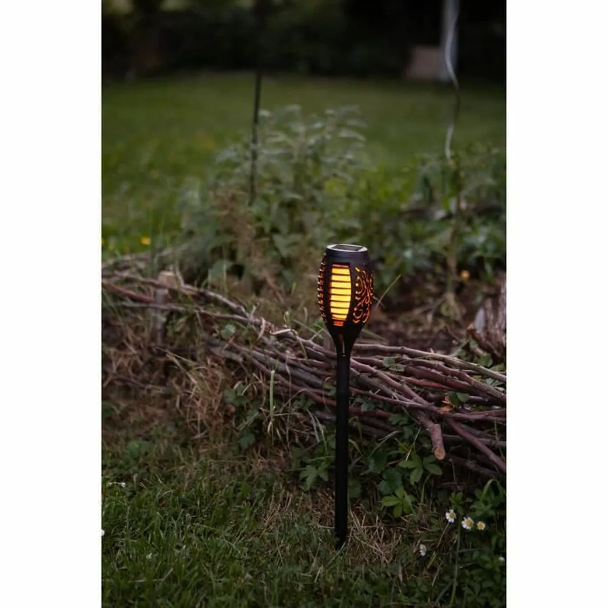 Lampe solaire galix resine noir o 7 3 x 47 cm s718586123. Diaytar s'adresse aux esprits modernes en quête de produits qui allient performance technologique et design épuré