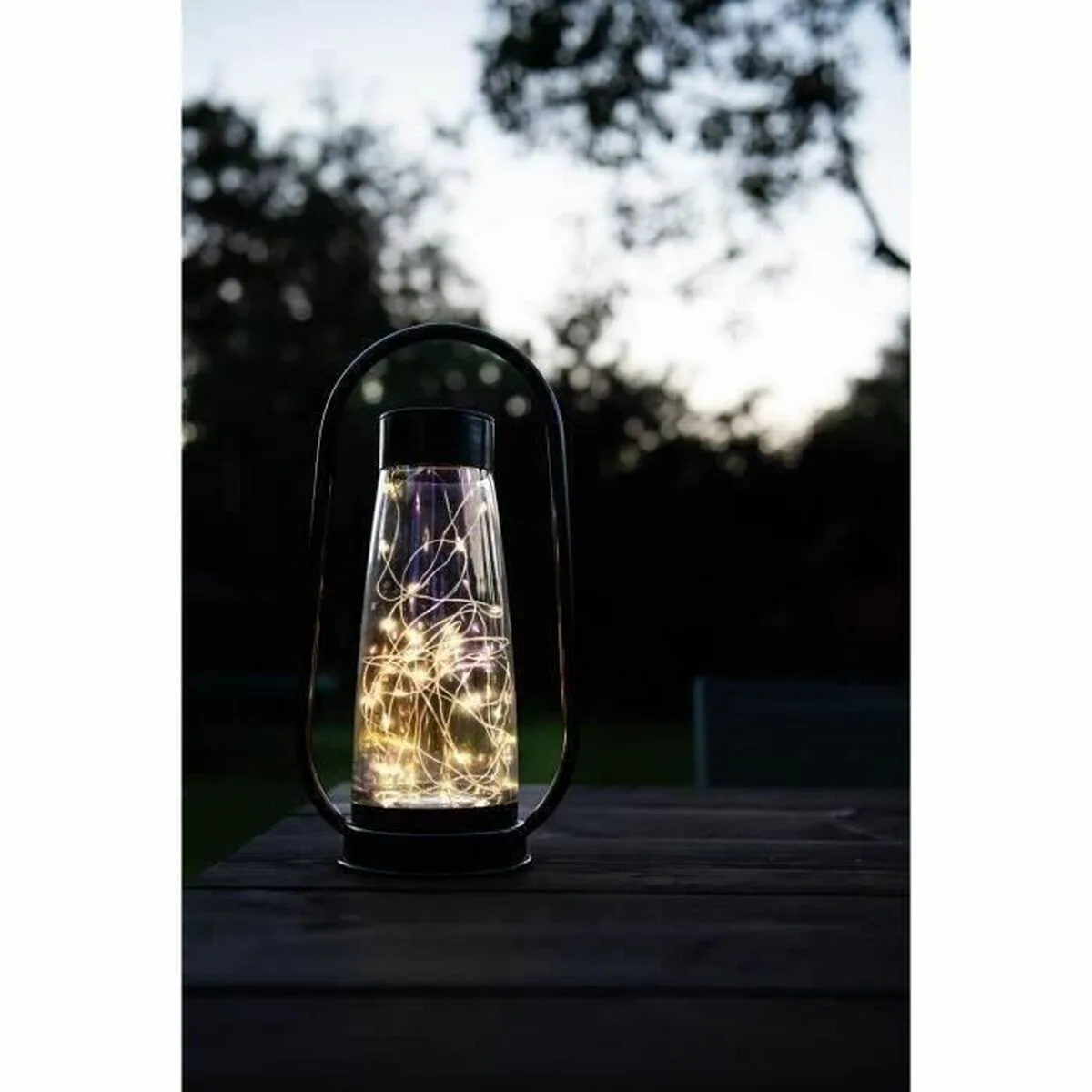 Lampe solaire garden id black s7101007288. Bienvenue dans l'ère du shopping conscient. Diaytar privilégie des produits avec une éthique et un impact positif.