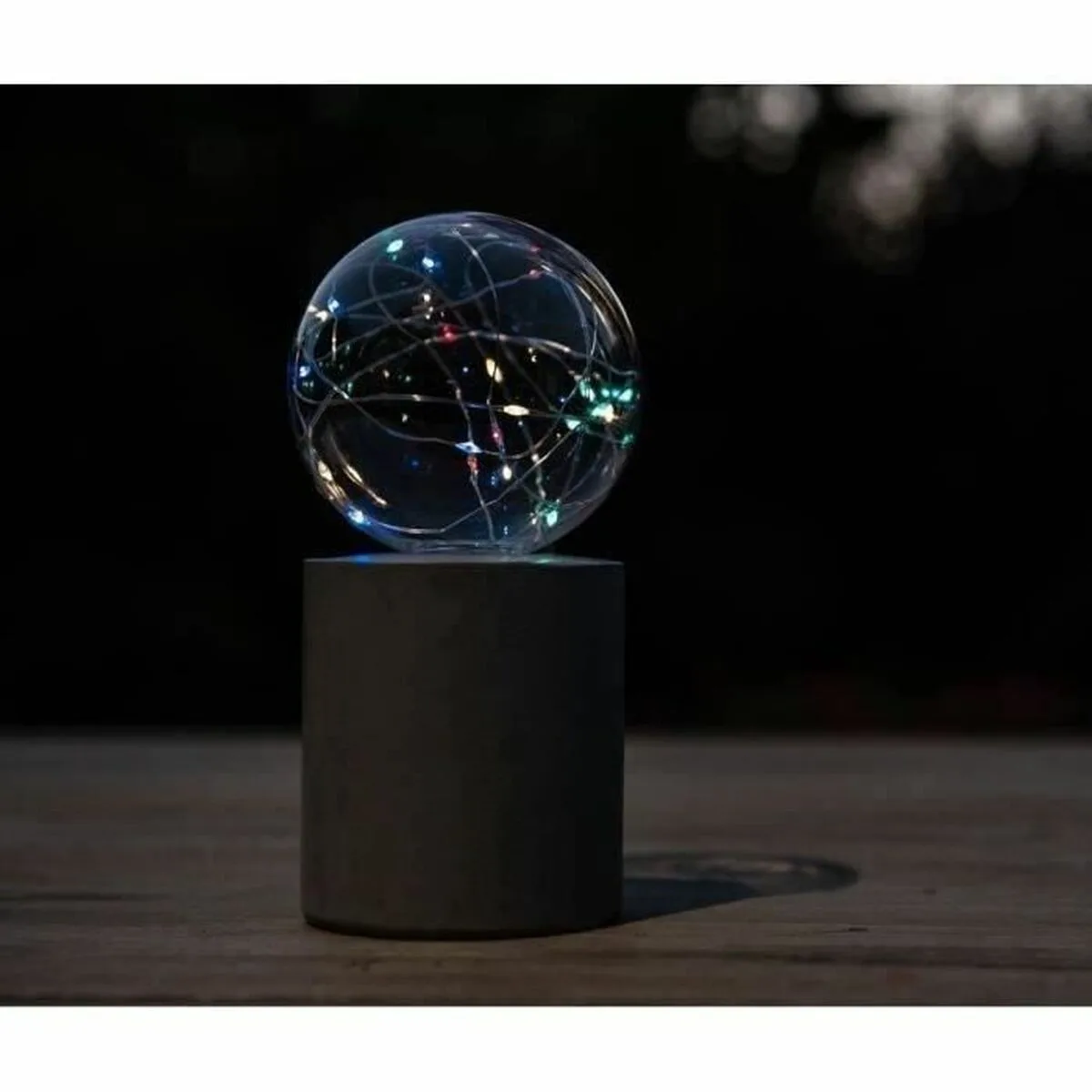 Lampe solaire garden id nordic light s7101006065. Bienvenue dans le cercle très sélect des acheteurs inspirés. Diaytar révèle les produits qui définiront demain.
