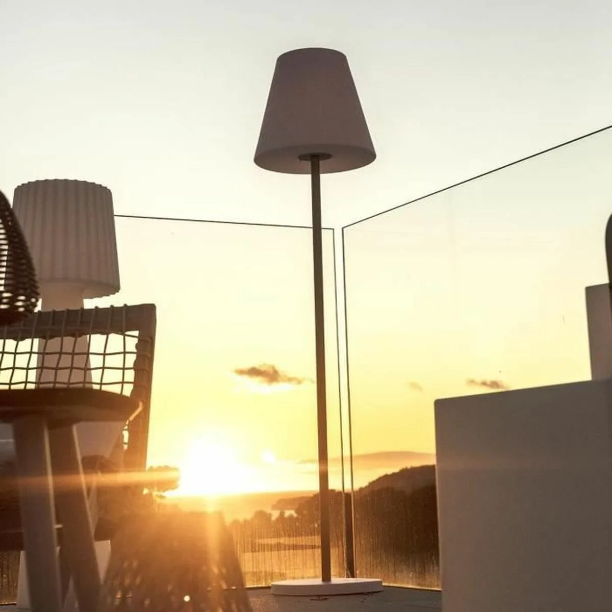 Lampe solaire lumisky standy mini wood s7100365554. Diaytar, c'est le sismographe des tendances : nous captons les vibrations du marché pour vous offrir le meilleur.
