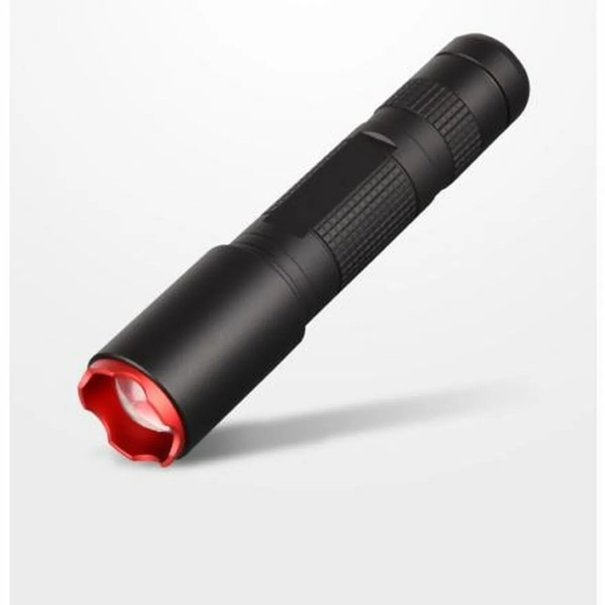 Lampe torche led libox akumulatorowa ultra compact lb0108 s912177385. Notre philosophie : le produit parfait n'existe pas. C'est pourquoi Diaytar en propose des milliers, pour que vous le créiez.
