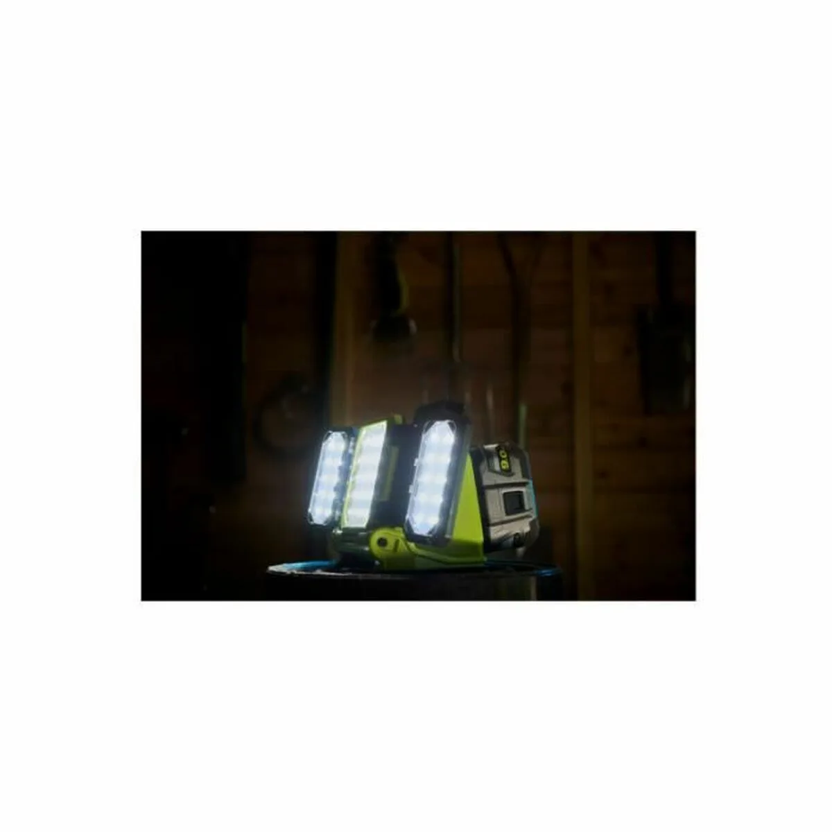 Lampe torche led ryobi 18 v s718808429. Diaytar, une boutique en ligne qui défie les catégories traditionnelles en mêlant produits high-tech, maison et lifestyle avec brio