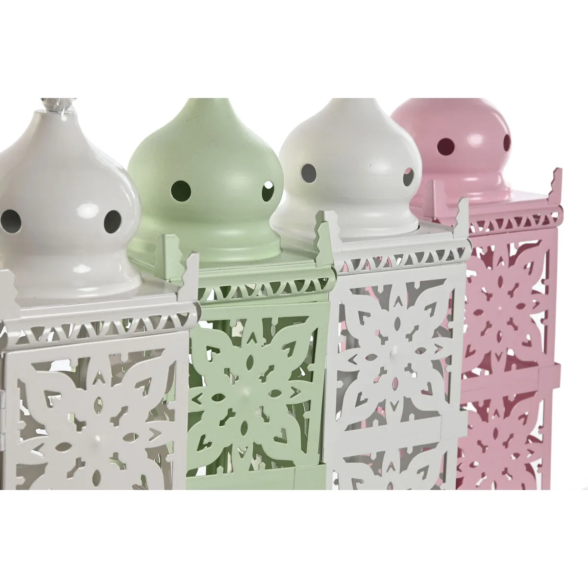 Lanterne home esprit blanc vert rose fer oriental 10 x 10 x 30 cm 4 unites s305653295. L'aventure Diaytar est une quête permanente de sens et d'esthétisme à travers des produits soigneusement pensés.
