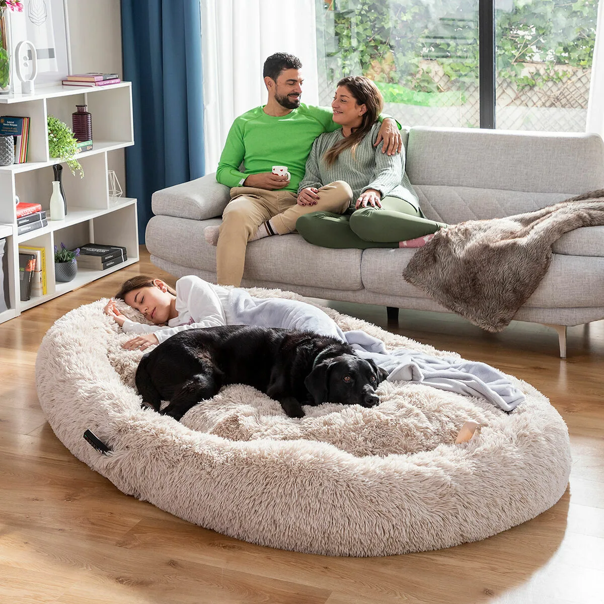 Lit de chien pour humains human dog bed xxl innovagoods beige v010386489. Diaytar - L'art de bien vivre commence ici. Découvrez nos collections exclusives.