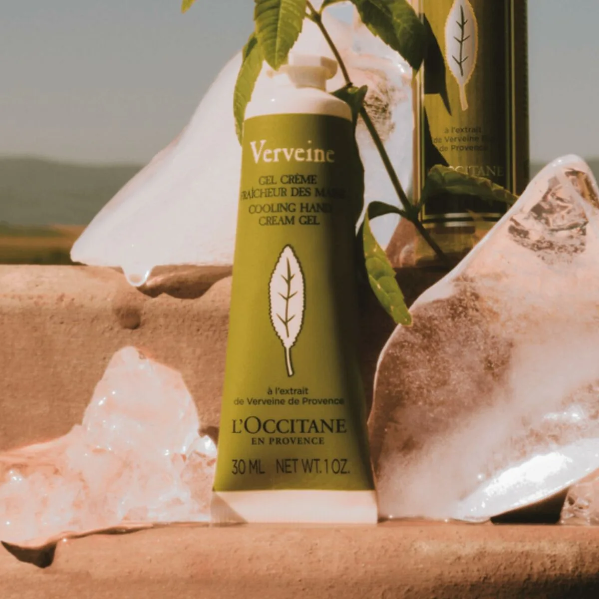 Lotion mains l occitane en provence verbena 30 ml s0513042880. Pour un quotidien optimisé et stylisé, faites confiance à Diaytar et son expertise en produits généraux et innovants