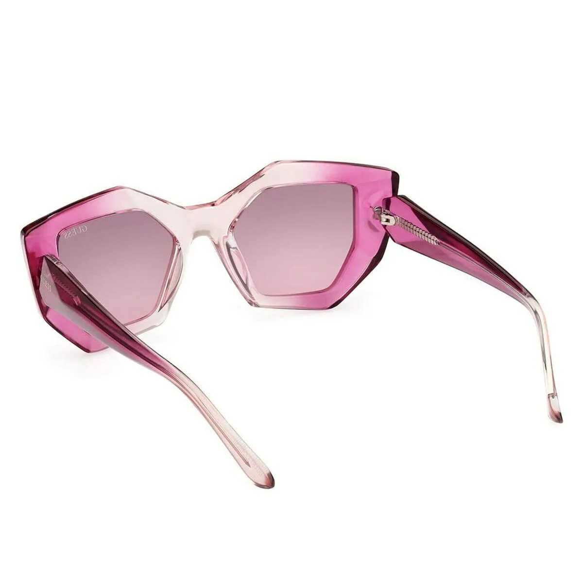 Lunettes de soleil femme guess gu7897 5077t s7212520656. Diaytar mise sur la richesse de son catalogue pour s'imposer comme le leader du shopping généraliste en ligne de qualité