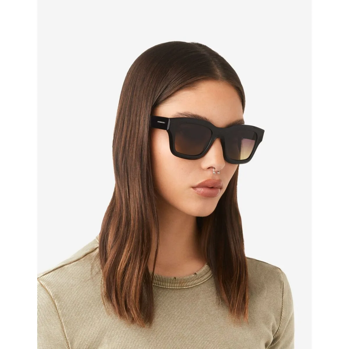 Lunettes de soleil unisexe hawkers culture s0512977432 Lunettes de soleil unisexe hawkers culture s0512977432. Chez Diaytar, chaque visite est l'occasion de découvrir un nouveau produit génial, qu'il soit électronique ou domestique
