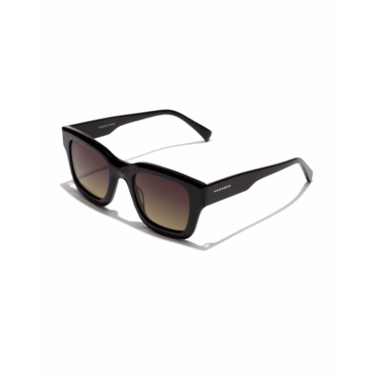 Lunettes de soleil unisexe hawkers culture s0512977435. Diaytar a été pensé pour les multitâches, les exigeants, les pressés, les rêveurs... En somme, pour vous.