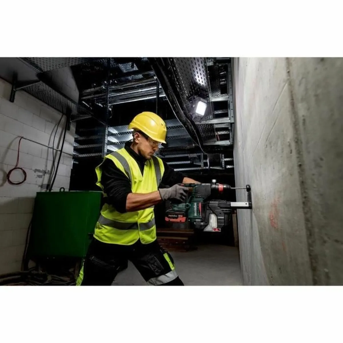 Marteau perforateur metabo s7100261443. Diaytar s'adapte à vos besoins avec une gamme complète et variée.
