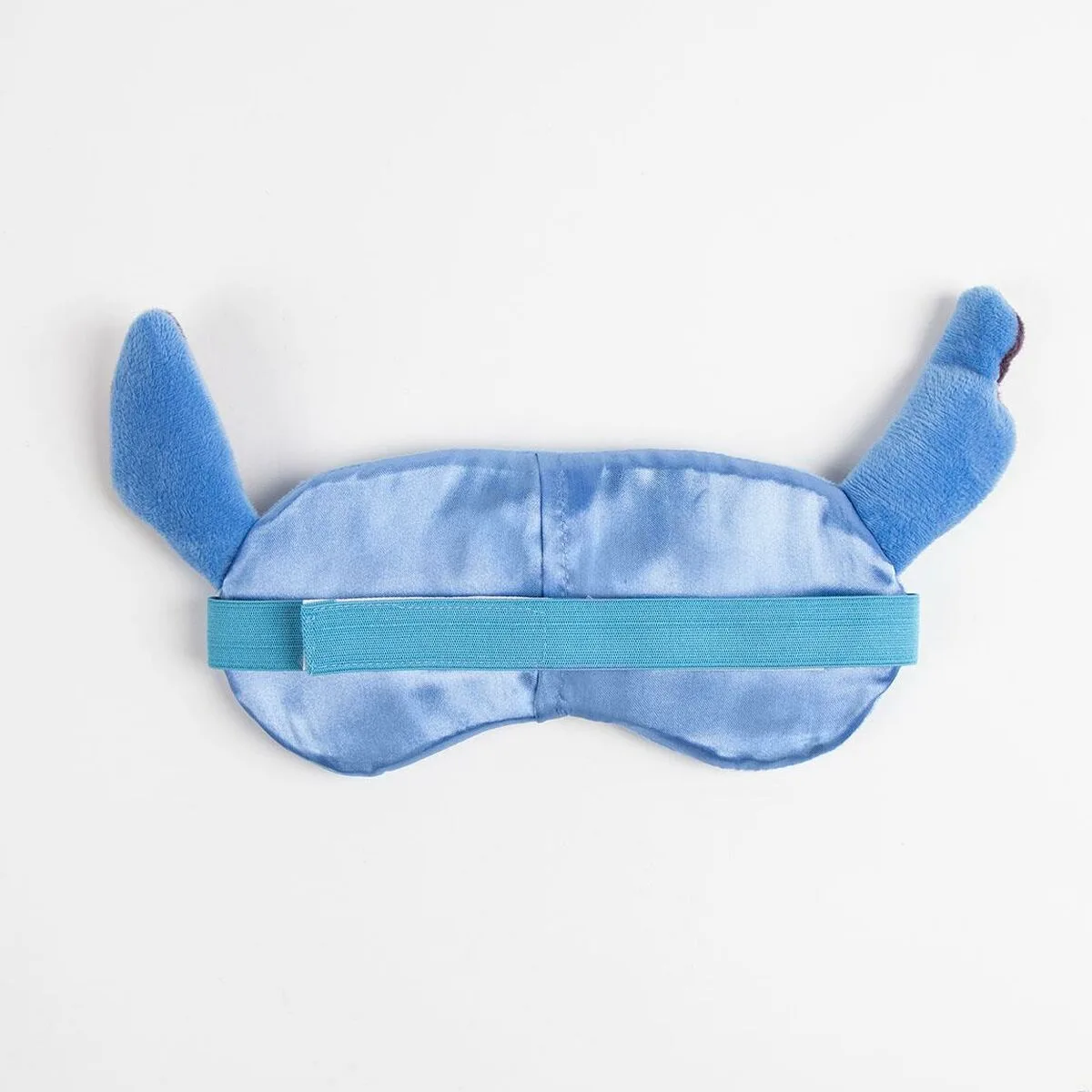 Masque stitch bleu s074198092. Diaytar, la preuve qu'une boutique généraliste peut être synonyme de goût, d'exigence et d'innovation constante