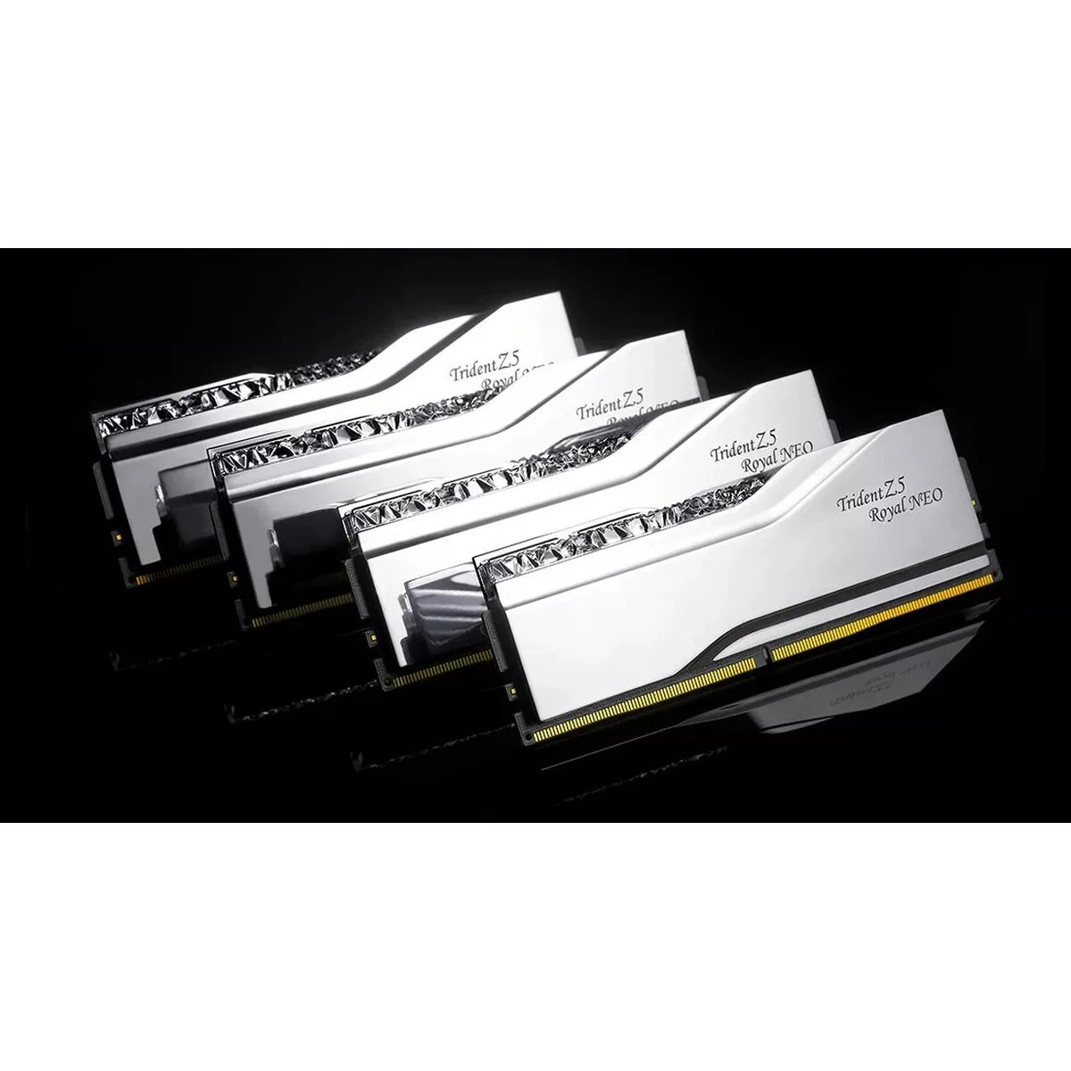 Memoire ram gskill trident z5 royal neo f5 6000j3036f48gx2 tr5ns 96 gb ddr5 cl30 s9112011441. Notre équipe chez Diaytar est votre équipe de choc, dévouée à débusquer les produits qui méritent votre attention.