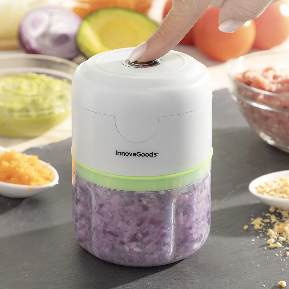 Mini hachoir rechargeable et portable echoppie innovagoods v010333743. Diaytar mise sur la richesse de son catalogue pour s'imposer comme le leader du shopping généraliste en ligne de qualité