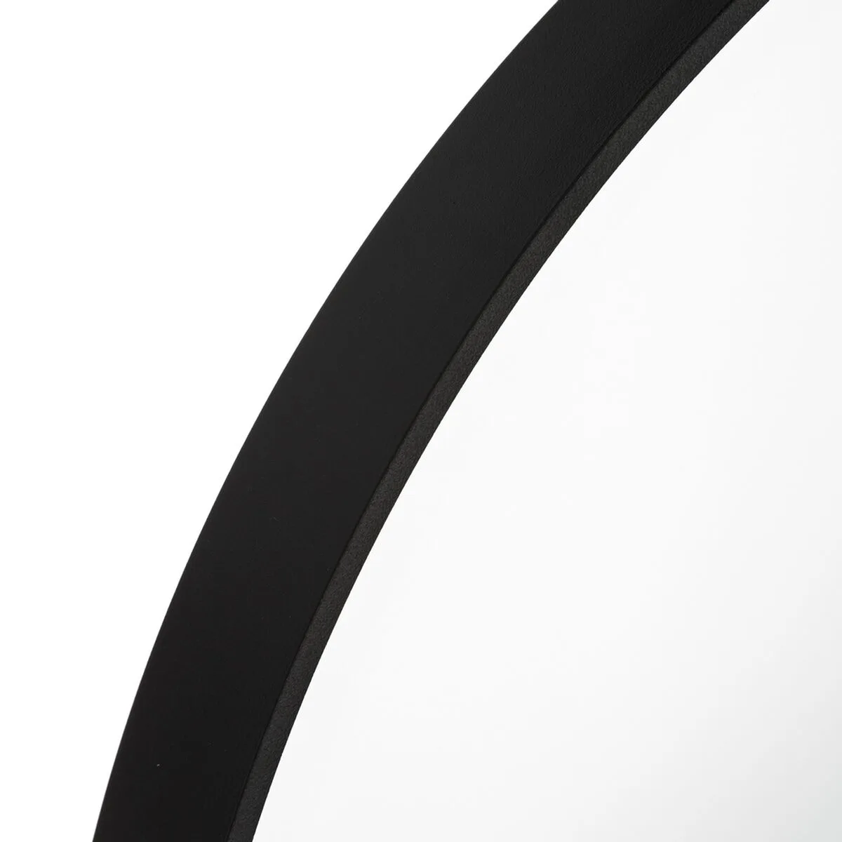 Miroir mural noir 40 x 2 8 x 40 cm s880011755. Notre mission chez Diaytar : démocratiser l'accès aux produits extraordinaires, sans rogner sur le design ou la qualité.