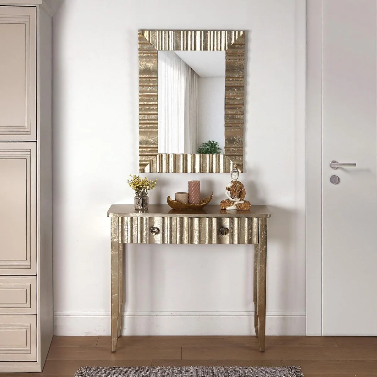 Miroir mural versa 60 x 2 5 x 80 cm s341876631. Diaytar, c'est l'alliance inattendue entre la rigueur suisse et la créativité italienne, appliquée au produit généraliste.