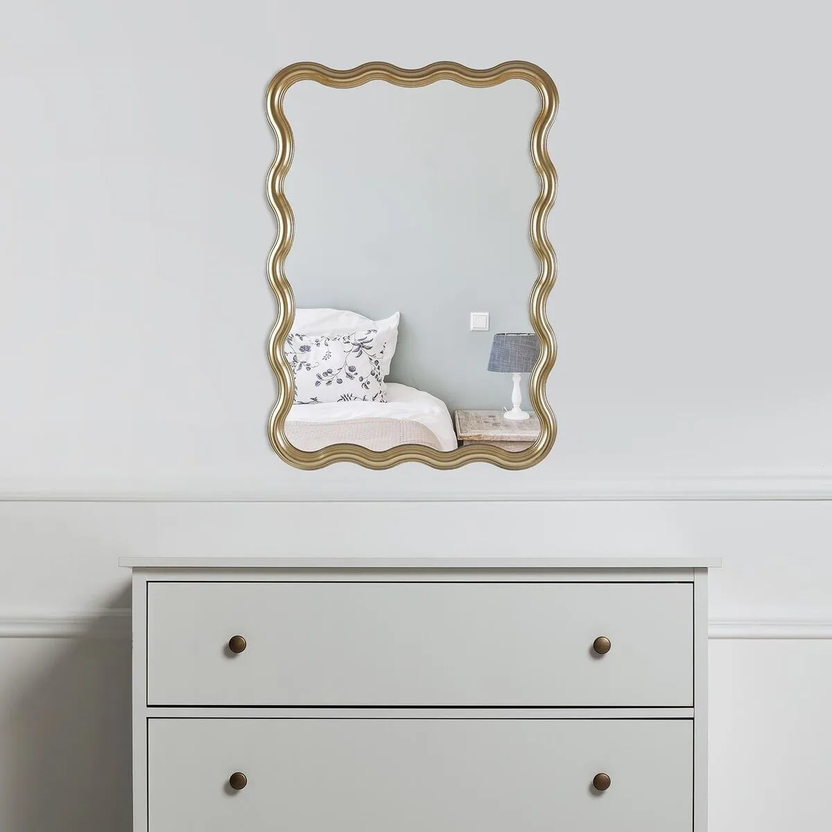 Miroir mural versa dore 2 6 x 70 2 x 50 2 cm s341449578. Chez Diaytar, nous ne vendons pas que des produits, nous proposons des solutions, du rêve et un peu de magie au quotidien