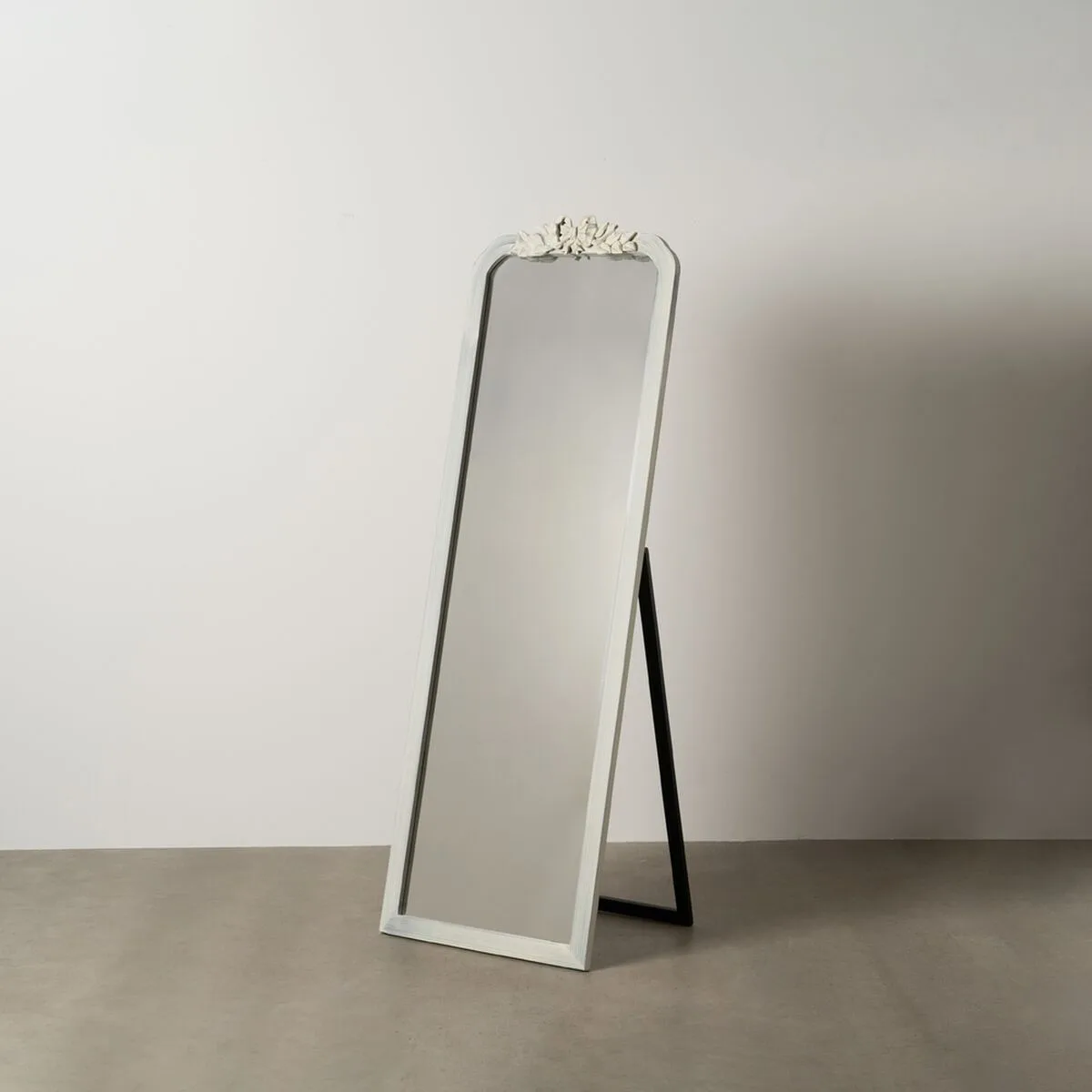 Miroir sur pied blanc verre bois de paulownia 60 x 180 x 4 cm s880816671. Diaytar Home : Créez l'atmosphère parfaite dans chaque pièce de votre maison.