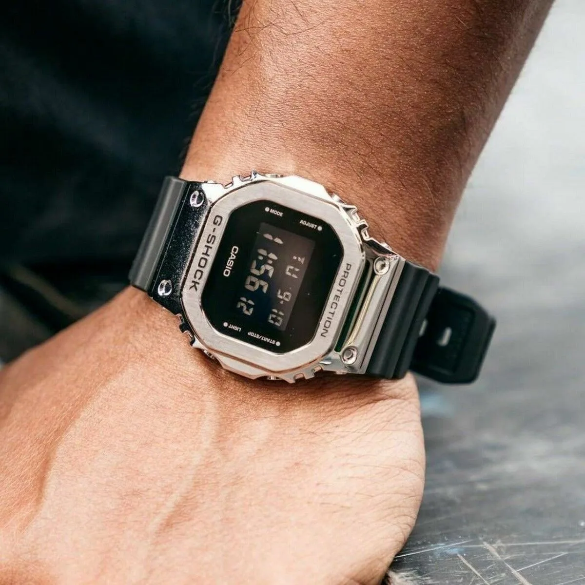 Montre unisexe casio g shock gm 5600u 1er o 43 mm s7210521873. Diaytar, une boutique en ligne qui défie les catégories traditionnelles en mêlant produits high-tech, maison et lifestyle avec brio