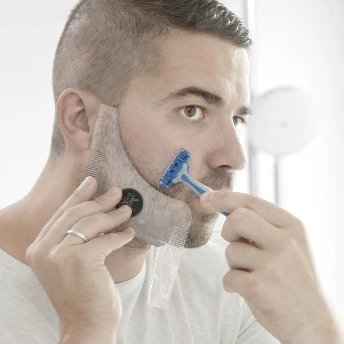 Moule pour rasage de barbe hipster barber innovagoods v010098466. L'expérience Diaytar : une interface fluide pour découvrir une multitude de produits alignés avec les tendances actuelles