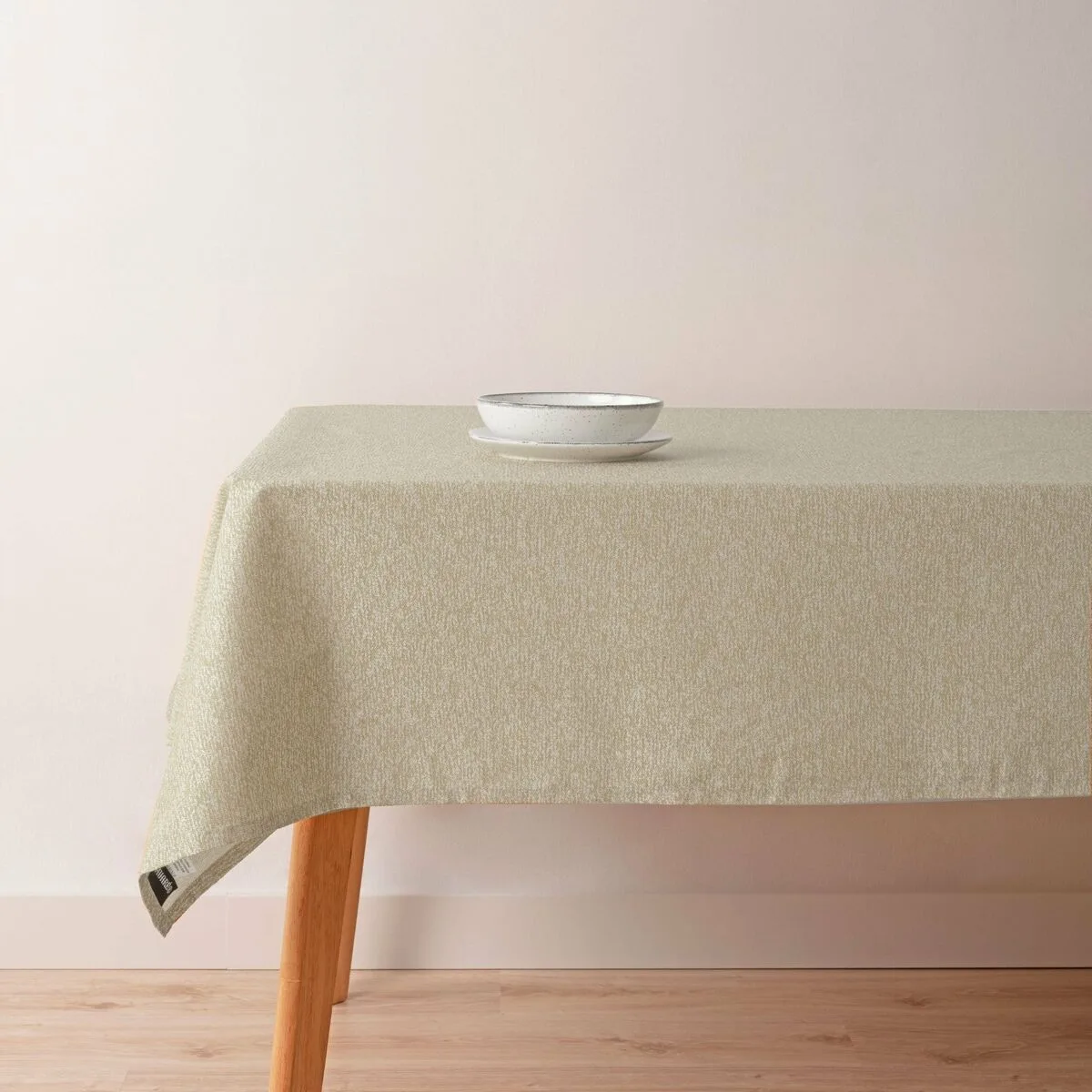 Nappe antitache belum 000 068 beige 100 x 80 cm s980462957. Diaytar Mode : Où l'élégance rencontre l'originalité pour un style unique.
