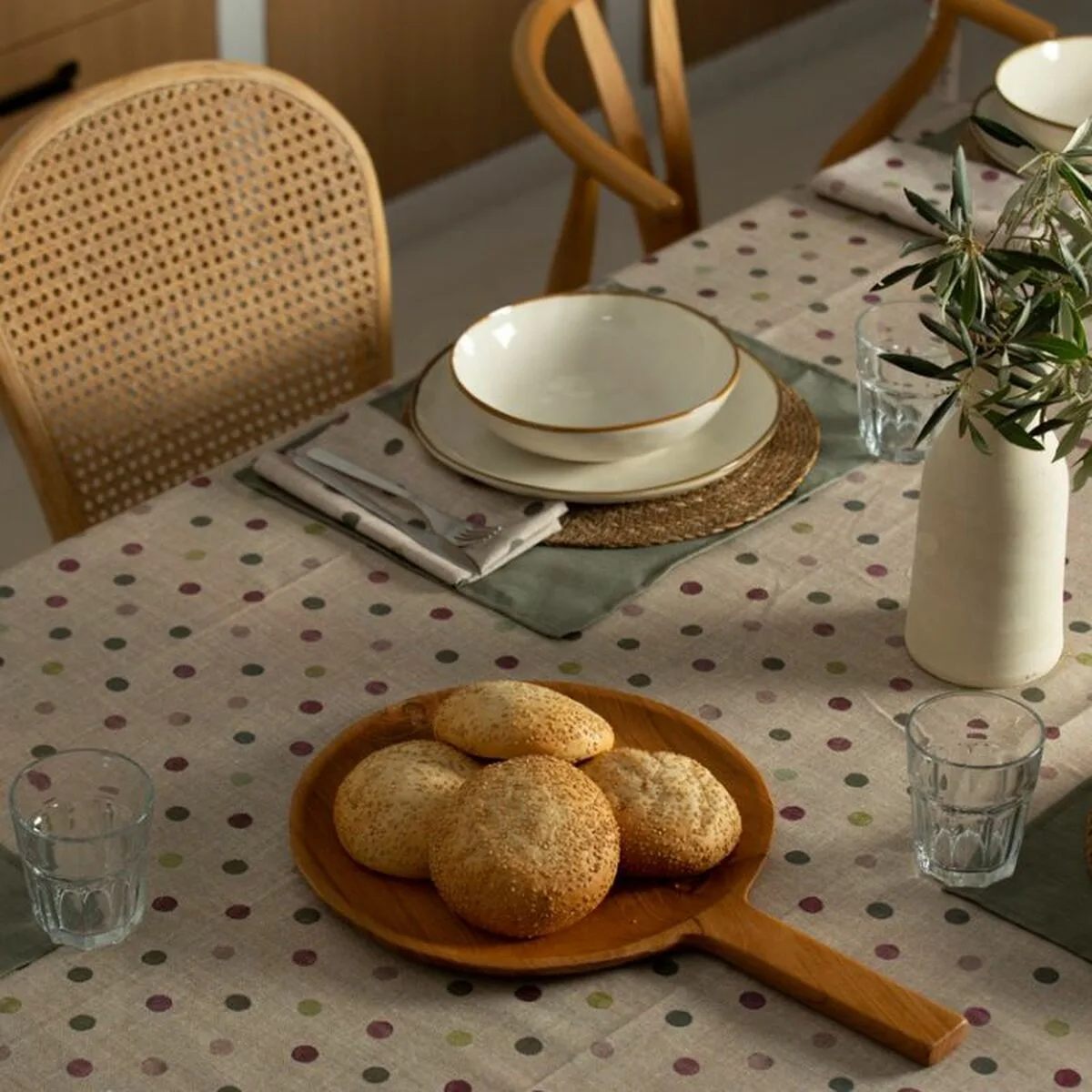 Nappe antitache belum 0119 19 multicouleur 200 x 150 cm pois s980737228. Exprimez votre personnalité avec les accessoires tendance de Diaytar.