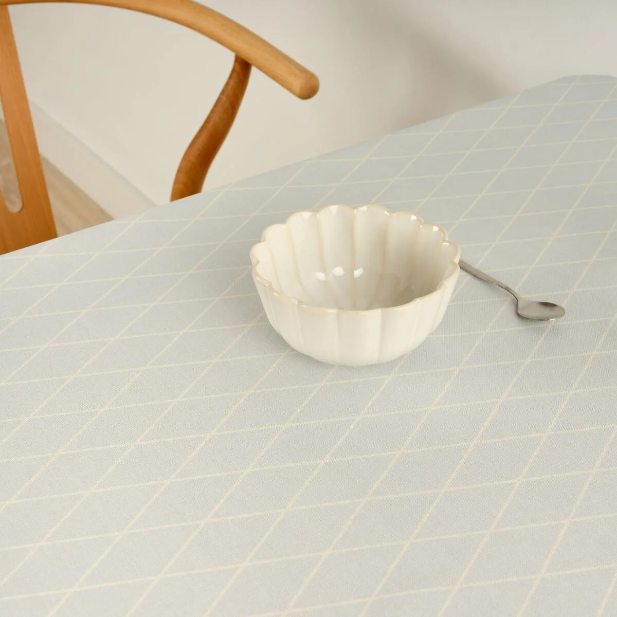 Nappe antitache belum 0120 296 multicouleur 100 x 150 cm s980682988. Nos stylistes Diaytar dénichent pour vous les pépites de la saison.