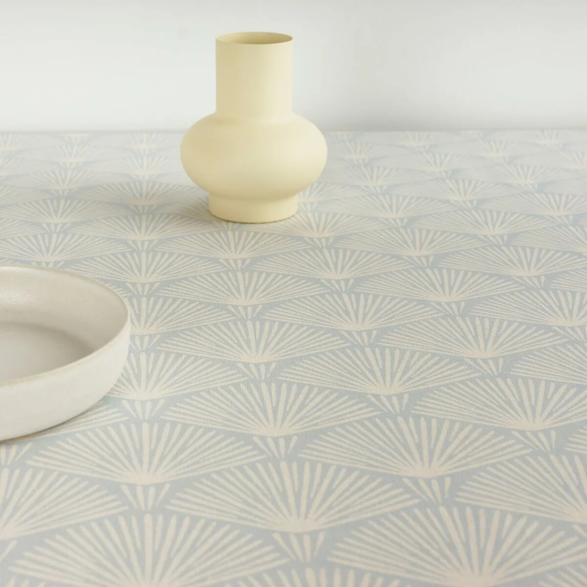 Nappe antitache belum 0120 298 multicouleur 150 x 150 cm s980681871. Diaytar, c'est le compagnon des visionnaires, de ceux qui achètent aujourd'hui les produits qui seront incontournables demain.