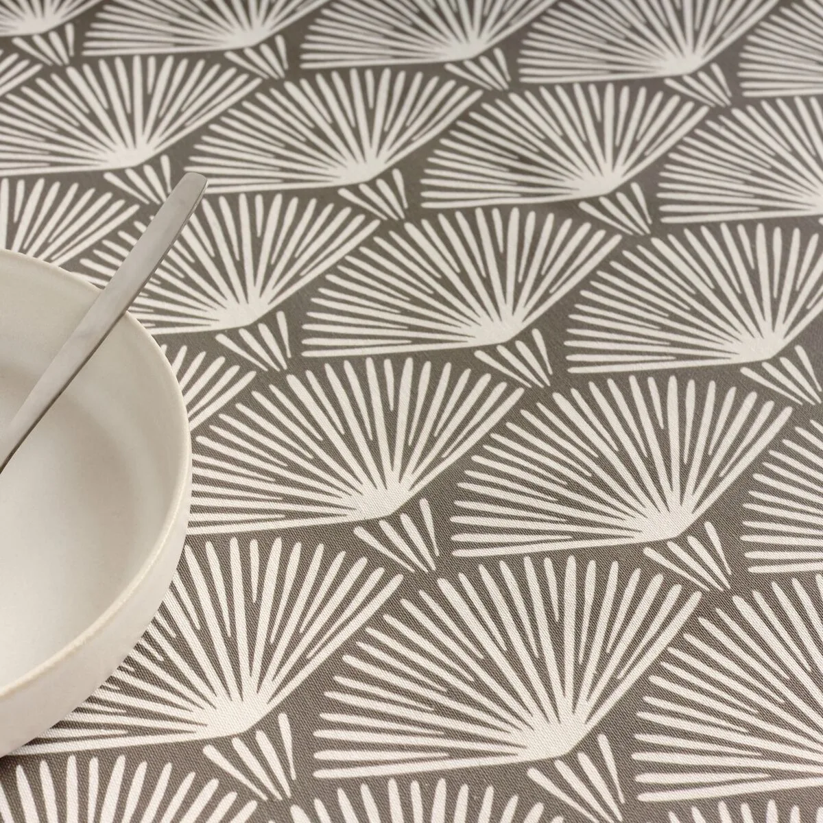 Nappe antitache belum 0120 301 multicouleur 150 x 150 cm s980680330. Diaytar, c'est l'assurance de découvrir des produits que vous ne trouverez nulle part ailleurs, tous domaines confondus