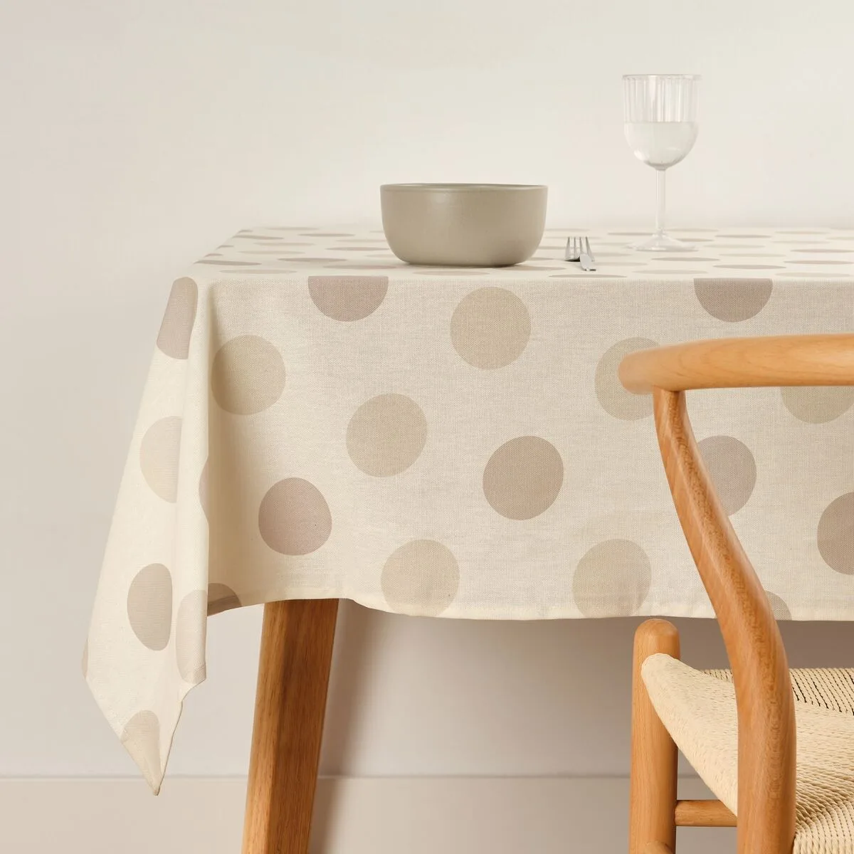 Nappe antitache belum 0120 308 multicouleur 200 x 150 cm cercles s980676788. La qualité Diaytar : un engagement, une promesse, une satisfaction garantie.
