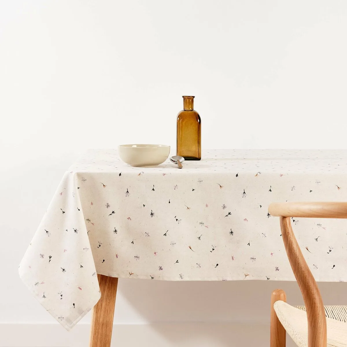 Nappe antitache belum 0120 343 100 x 140 cm s980488363. Diaytar, le garde-meuble moderne de toutes vos envies : des produits pour combler tous vos besoins et toutes vos fantasies.