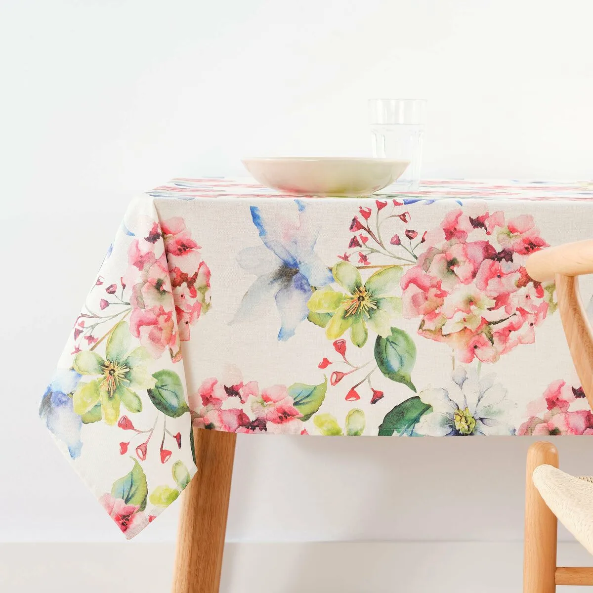 Nappe antitache belum 0120 366 300 x 140 cm s980493737. Diaytar : Le curateur de votre quotidien. Des produits soigneusement choisis pour leur originalité et leur utilité