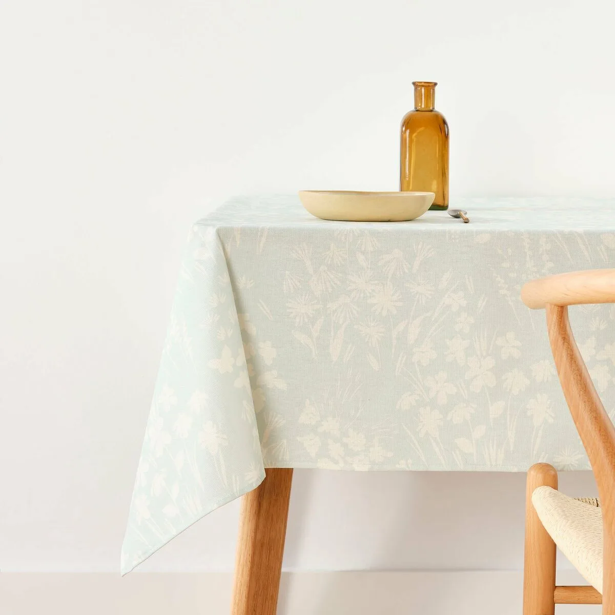 Nappe antitache belum 0120 368 100 x 140 cm s980494327. Notre mission chez Diaytar : vous simplifier la vie en vous proposant les produits les plus ingénieux et les plus tendance du marché