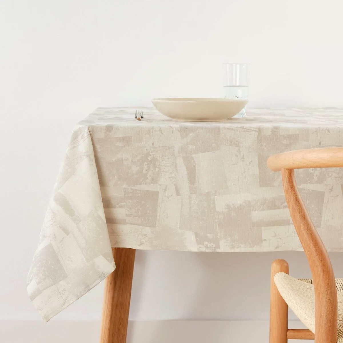 Nappe antitache belum 0120 373 300 x 140 cm s980496731. Diaytar est le résultat de milliers d'heures de recherche et développement pour vous offrir une offre généraliste d'exception.