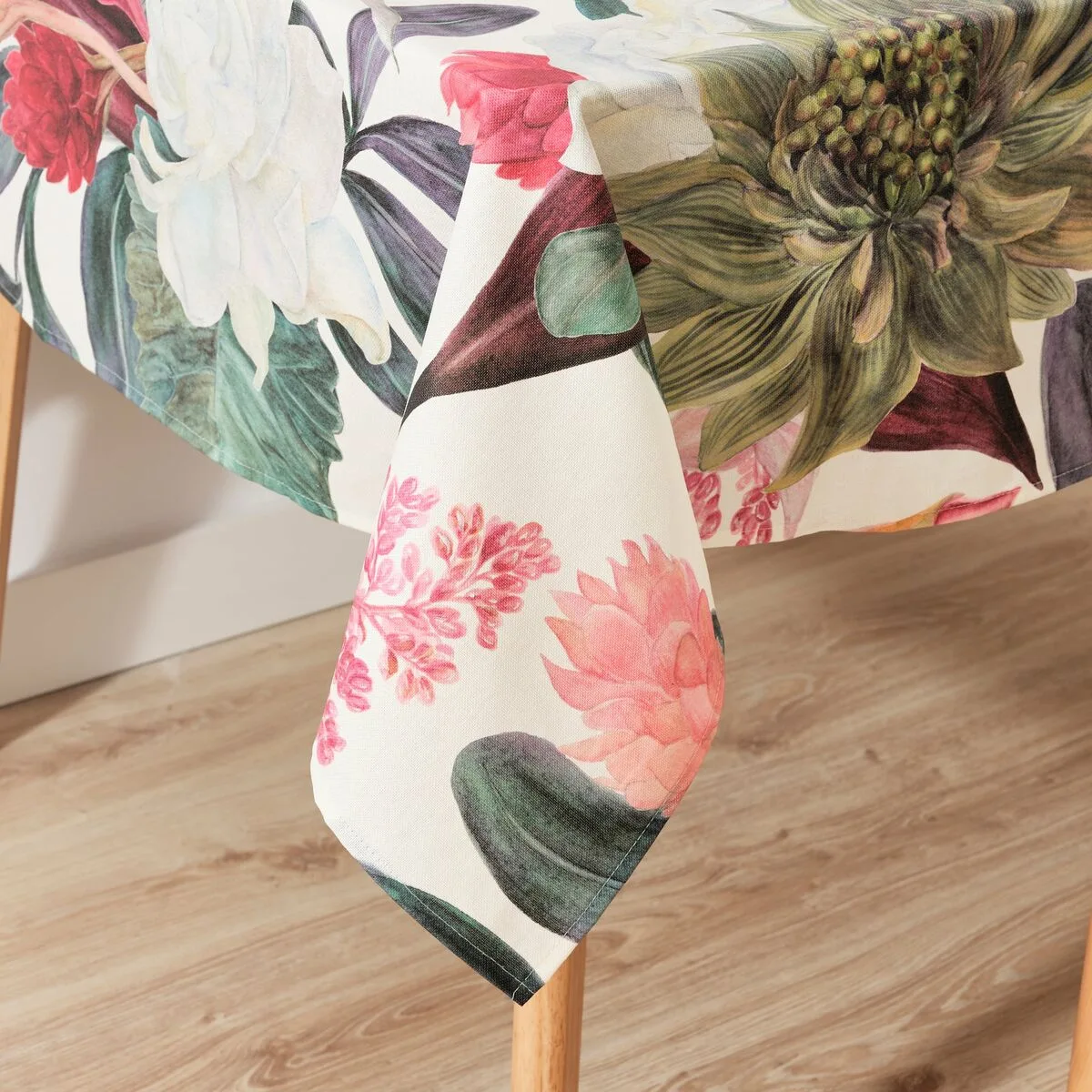 Nappe antitache belum 0318 105 multicouleur 180 x 300 cm tropical s981173774. Diaytar, c'est l'histoire d'une passion pour les bons produits, quels qu'ils soient, et du désir de les partager avec vous