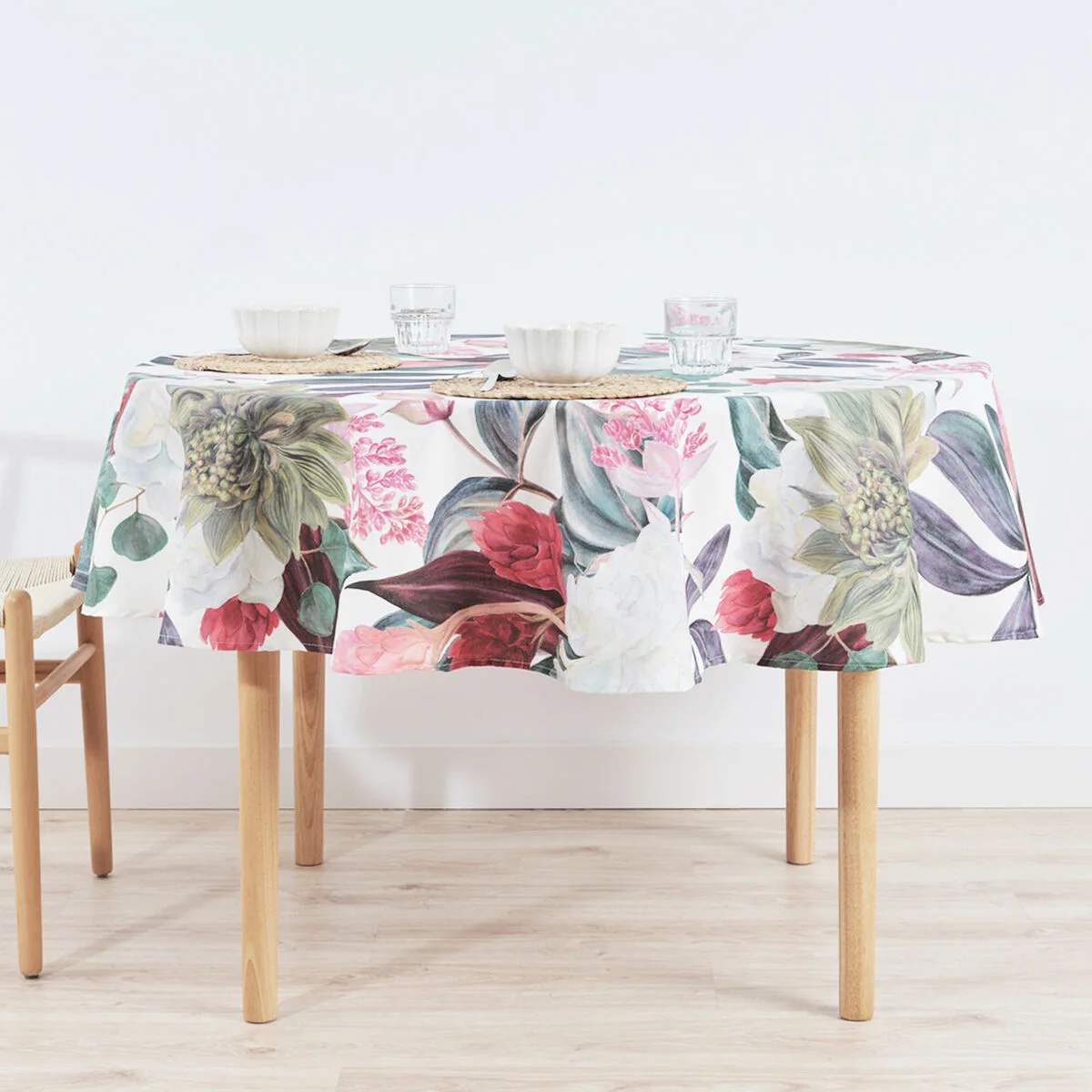 Nappe antitache belum 0318 105 multicouleur o 180 cm fleurs s980471891. L'ADN de Diaytar : un mélange éclectique et raffiné de produits qui parle aussi bien aux geeks qu'aux esthètes