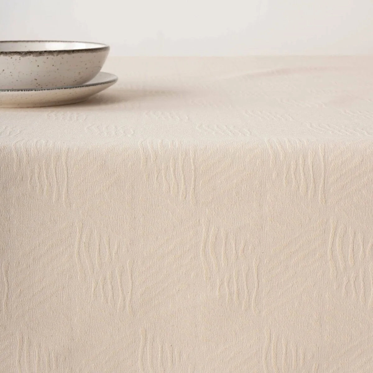 Nappe antitache belum 31990c beige 155 x 155 cm s980458982. Diaytar, c'est l'assurance de produits qui durent, tant dans leur construction que dans leur style intemporel.