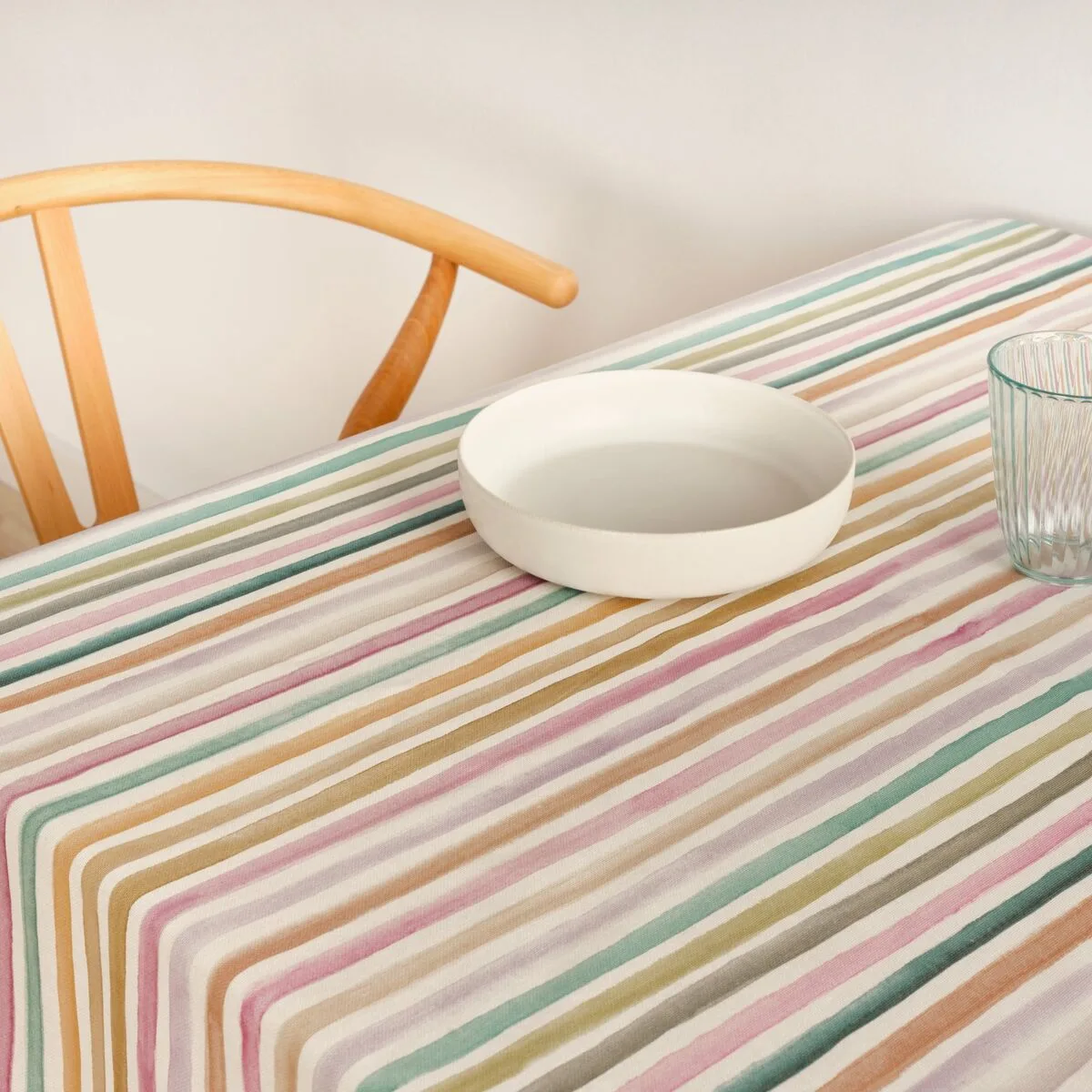 Nappe antitache belum naiara 4 100 multicouleur 200 x 150 cm a rayures s980634745. Notre mission chez Diaytar : vous simplifier la vie en vous proposant les produits les plus ingénieux et les plus tendance du marché