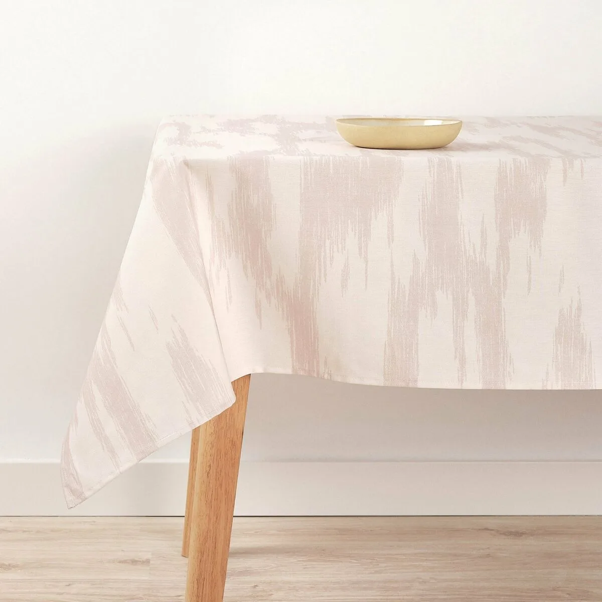 Nappe belum 0120 332 rose clair 100 x 80 cm s980909042. Chez Diaytar, nous ne vendons pas que des produits, nous proposons des solutions, du rêve et un peu de magie au quotidien