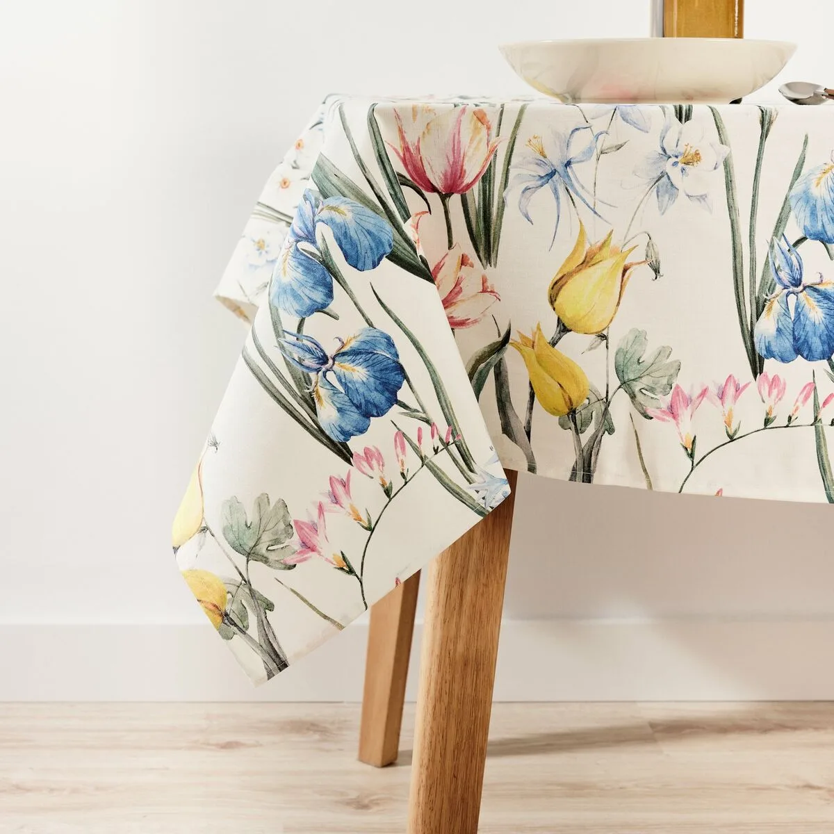 Nappe belum 0120 353 100 x 155 cm s980474410. Diaytar puise sa force dans sa capacité à sans cesse renouveler son offre avec des produits généraux frais et inattendus