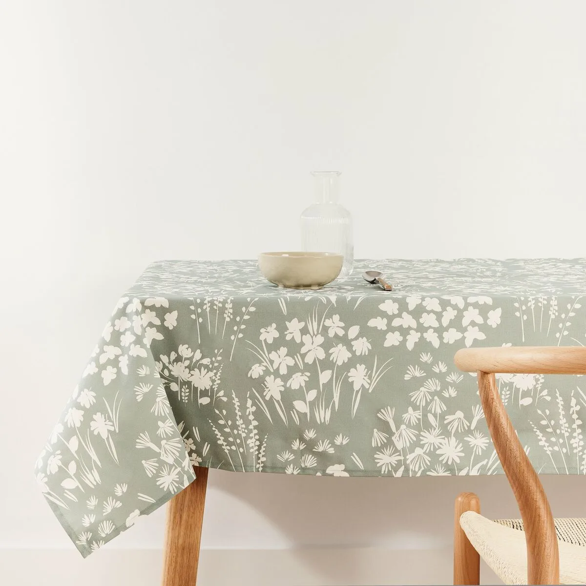 Nappe belum 0120 360 200 x 155 cm s980478856. Diaytar pense global, shoppe local : une plateforme généraliste avec une approche curated pour un public international