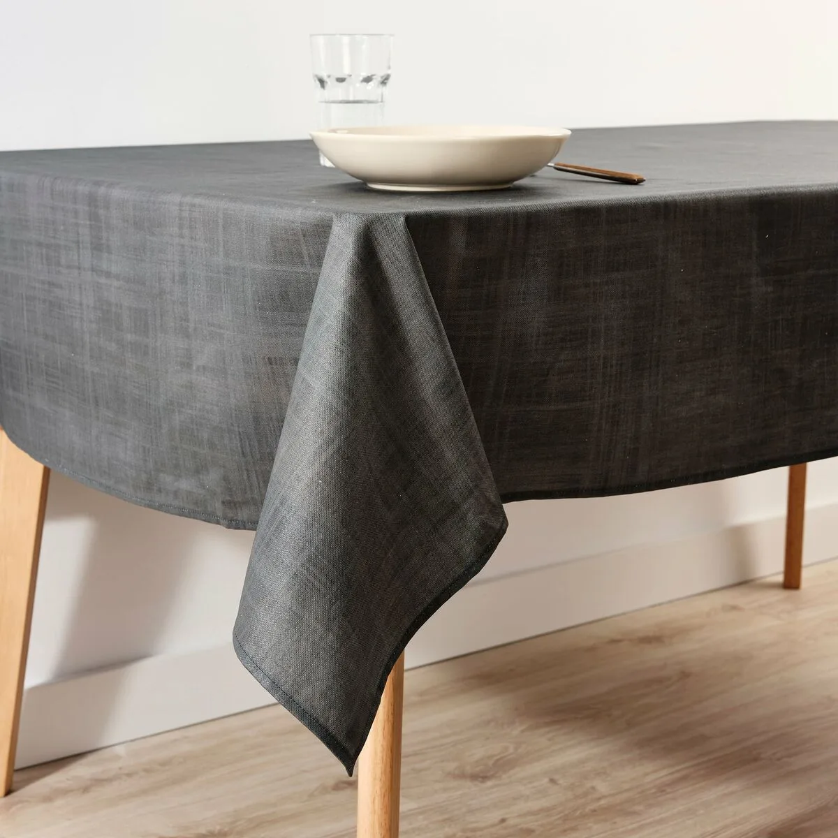 Nappe belum 0120 42 multicouleur 180 x 180 cm s980936455. Diaytar réinvente votre quotidien avec des objets déco pleins de charme.