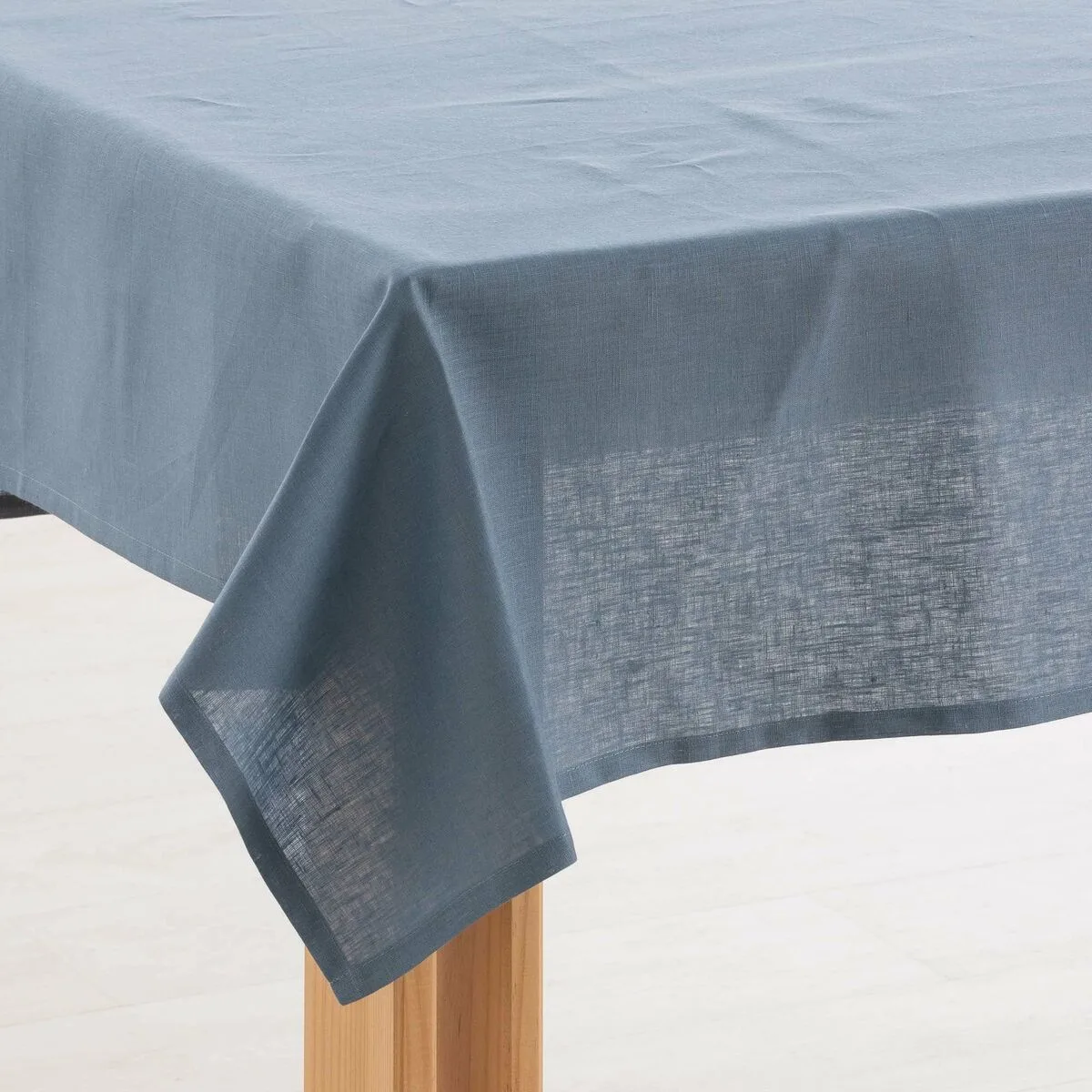 Nappe belum bleu multicouleur 100 x 130 cm s980203060. Notre mission : éradiquer le superflu pour ne vous proposer que l'essentiel... mais en beaucoup plus stylé. Bienvenue chez Diaytar.