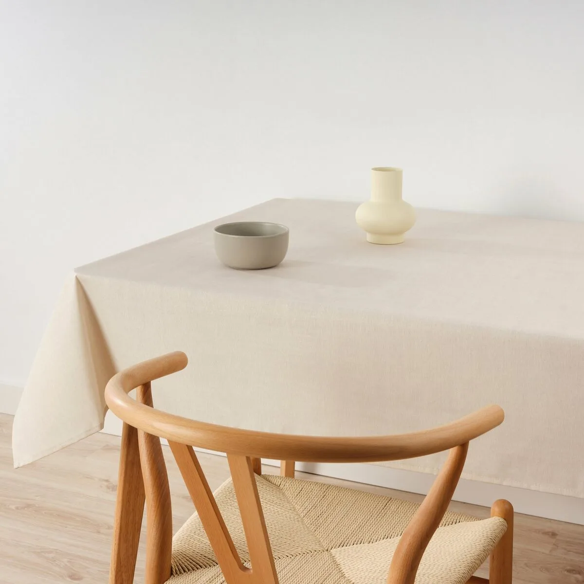 Nappe belum liso beige 100 x 80 cm s980479733. Notre mantra chez Diaytar : un produit, un sourire. Nous mesurons notre succès à votre satisfaction instantanée.