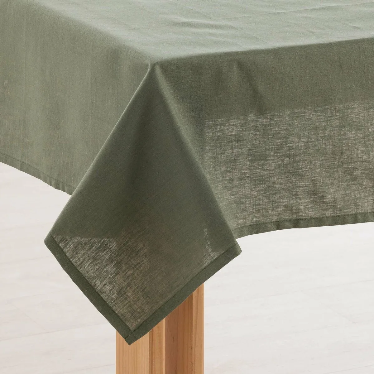 Nappe belum multicouleur vert militaire 400 x 150 cm s980201361. Diaytar s'adapte à vos besoins avec une gamme complète et variée.
