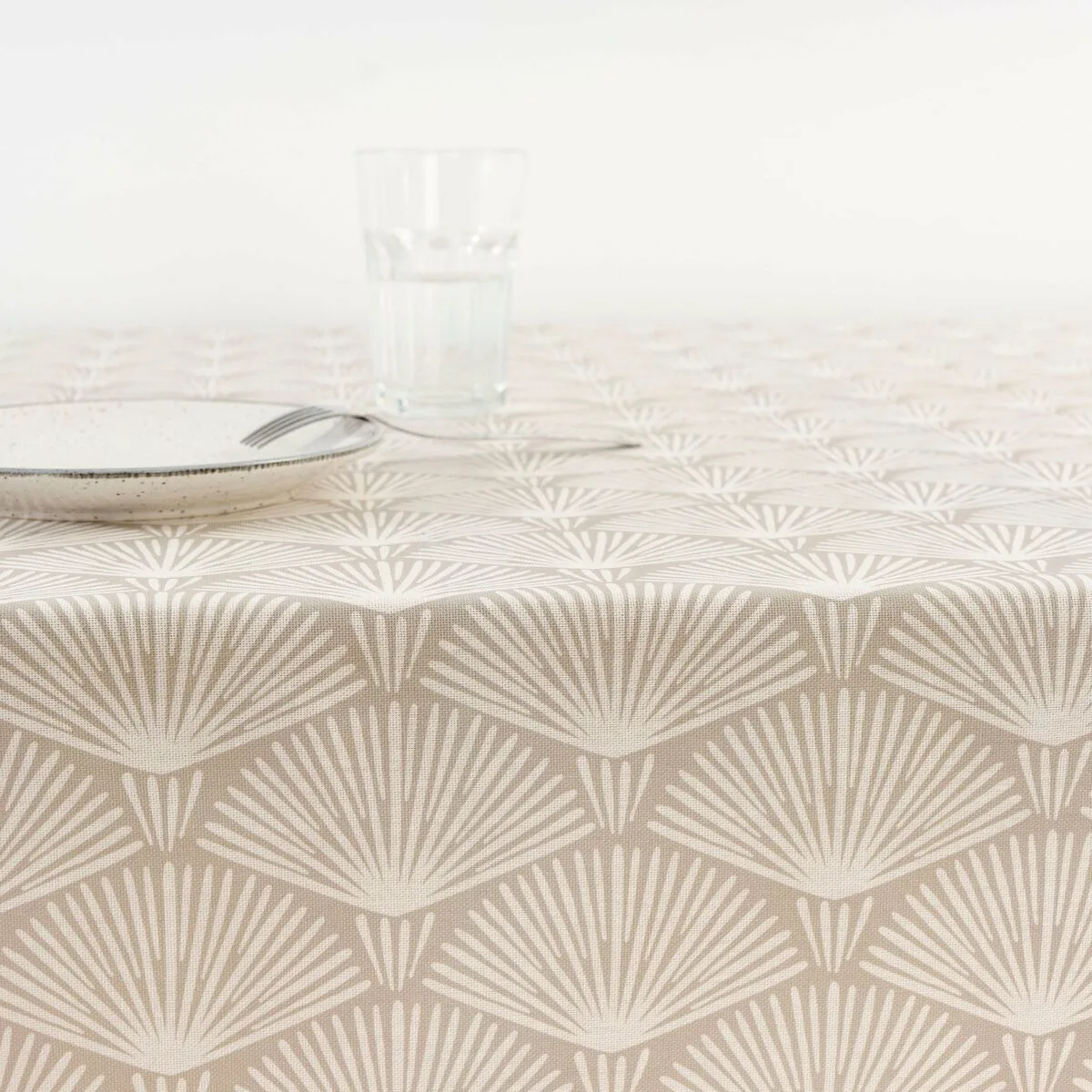Nappe enduite antitache belum 0120 182 multicouleur 150 x 150 cm s980726387. Diaytar, c'est le testament vivant qu'on peut allier large choix et qualité exemplaire dans le e-commerce.